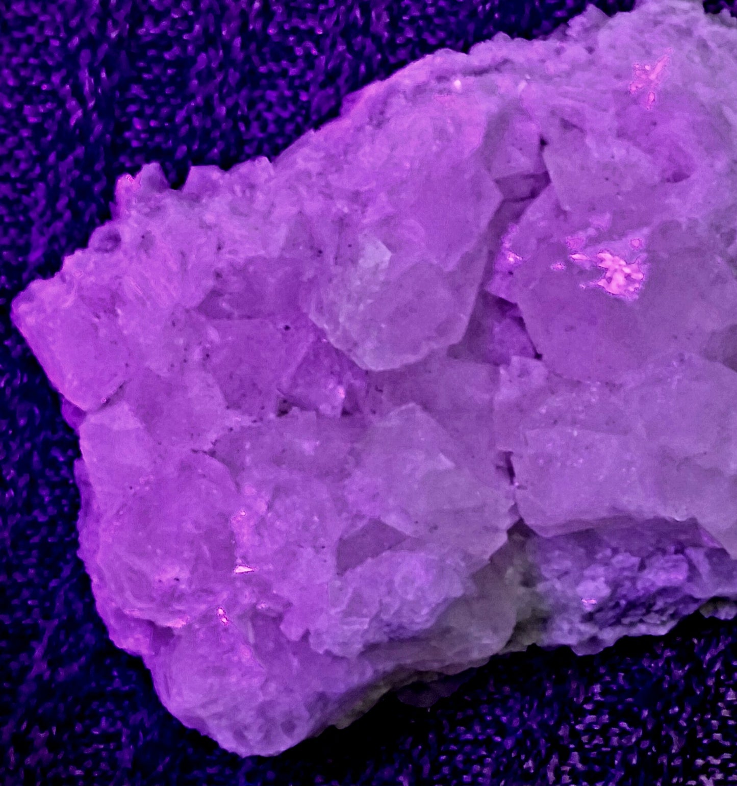 Raw Mangano Calcite