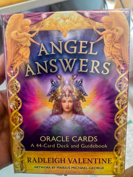 Angel Answers Oracle Deck (Mandi)