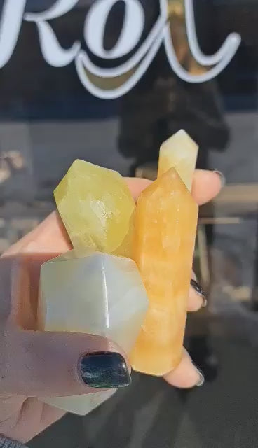 Yellow / Lemon Calcite Towers